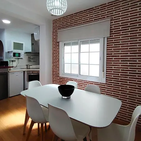 A 1 Min De La Playa, 2 Hab Y Terraza Apartament