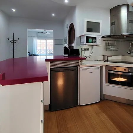 Apartament A 1 Min De La Playa, 2 Hab Y Terraza